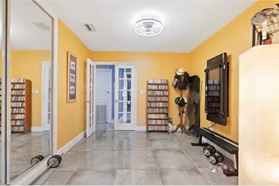 2501 NW 8th Ave, Wilton Manors, FL 33311 - Photo 18