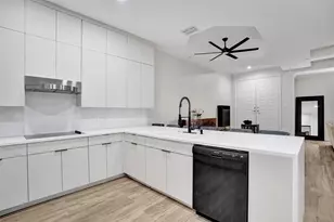 230 NE 69th Cir, Boca Raton, FL 33487 - Photo 10