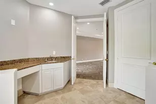 230 NE 69th Cir, Boca Raton, FL 33487 - Photo 40