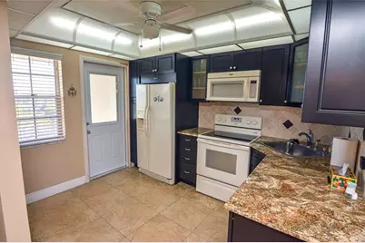 2661 S Course Dr, Unit #707, Pompano Beach, FL 33069 - Photo 6