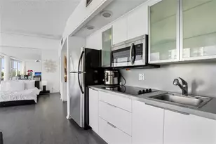 900 Bay Dr, Miami Beach, FL 33141 - Photo 8