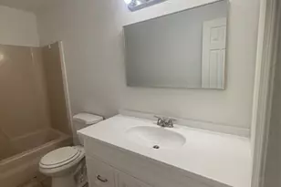 7427 SW 13th St, North Lauderdale, FL 33068 - Photo 8