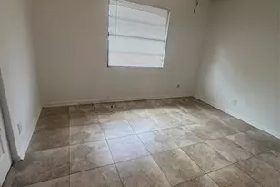 7427 SW 13th St, North Lauderdale, FL 33068 - Photo 4