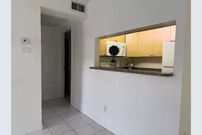 10027 SW Winding Lake Rd, Unit #102, Sunrise, FL 33351 - Photo 6