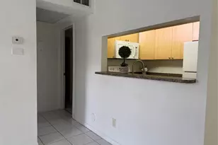 10027 SW Winding Lake Rd Unit, Sunrise, FL 33351 - Photo 6