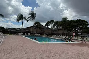 10027 SW Winding Lake Rd Unit, Sunrise, FL 33351 - Photo 24