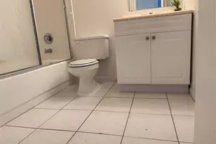 10027 SW Winding Lake Rd Unit, Sunrise, FL 33351 - Photo 20