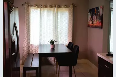 11150  Peachtree Dr, Miami, FL 33161 - Photo 8