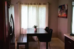 11150 Peachtree Dr, Miami, FL 33161 - Photo 8