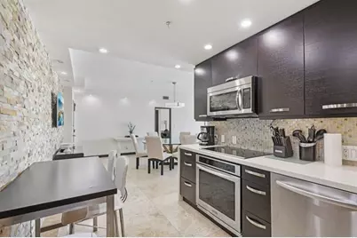 5601  Collins Ave, Unit #1716, Miami Beach, FL 33140 - Photo 10