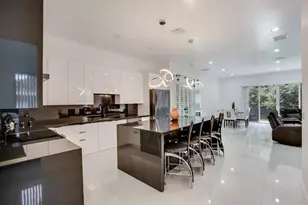 2962 NW 10th Ct, Fort Lauderdale, FL 33311 - Photo 4