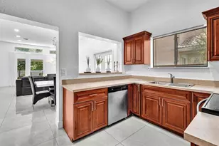 10180 NW 5th St, Plantation, FL 33324 - Photo 10