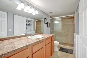 7670 NW 79th Ave, Tamarac, FL 33321 - Photo 18