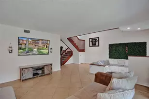 7670 NW 79th Ave, Tamarac, FL 33321 - Photo 12