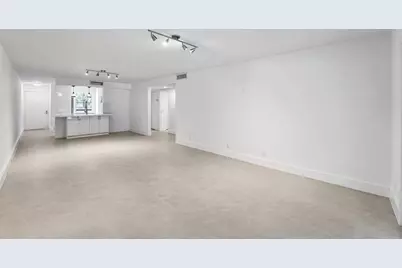 3201  Portofino Pt, Unit #C2, Coconut Creek, FL 33066 - Photo 12