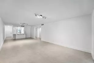 3201 Portofino Point, Coconut Creek, FL 33066 - Photo 12