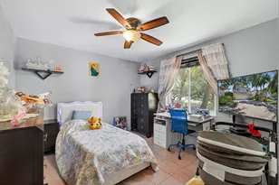 2119 Chagall Cir, West Palm Beach, FL 33409 - Photo 52