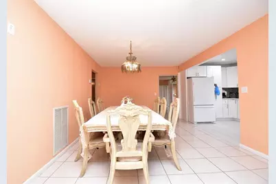 3305  Silver Buttonwood Dr, Greenacres, FL 33463 - Photo 8
