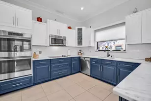 12200 Classic Dr, Coral Springs, FL 33071 - Photo 6