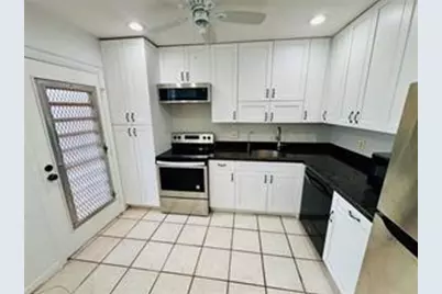 6061 N Falls Cir Dr, Unit #302, Lauderhill, FL 33319 - Photo 2