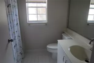 802 Garnet Cir, Weston, FL 33326 - Photo 8