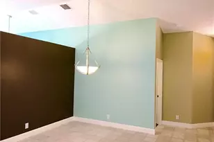 9821 Red Heart Ln, Tamarac, FL 33321 - Photo 6