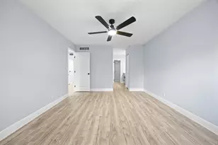 6061 N Falls Cir Dr, Lauderhill, FL 33319 - Photo 8