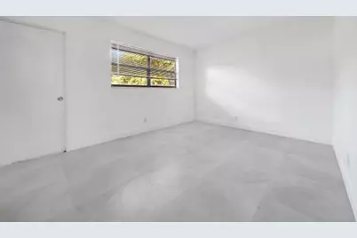 2420  Johnson St, Unit #107, Hollywood, FL 33020 - Photo 2