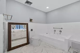 5100 Yellow Pine Ln, Tamarac, FL 33319 - Photo 18