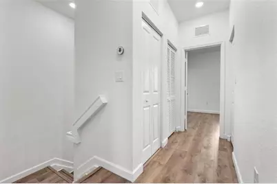 340 NE 208th Ter, Unit #340, Miami, FL 33179 - Photo 14