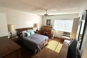 320 Pine Ridge Cir, Greenacres, FL 33463 - Photo 10