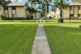 320 Pine Ridge Cir, Greenacres, FL 33463 - Photo 1