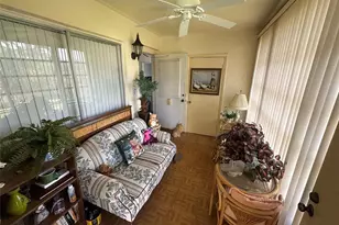 320 Pine Ridge Cir, Greenacres, FL 33463 - Photo 16