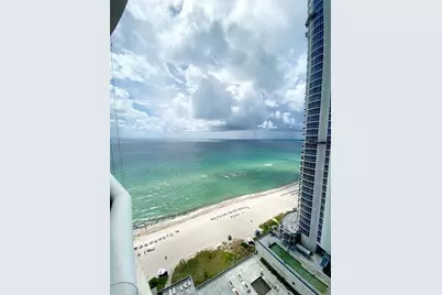 16001  Collins Ave, Unit #2207, Sunny Isles Beach, FL 33160 - Photo 4