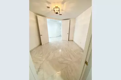 16001  Collins Ave, Unit #2207, Sunny Isles Beach, FL 33160 - Photo 18