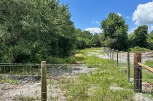 690 NE 144th Dr, Okeechobee, FL 34972 - Photo 2