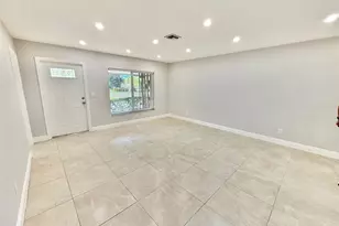 2210 NE 54th St, Fort Lauderdale, FL 33308 - Photo 2