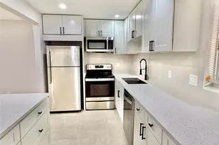 2210 NE 54th St, Fort Lauderdale, FL 33308 - Photo 6