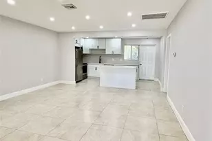 2210 NE 54th St, Fort Lauderdale, FL 33308 - Photo 4