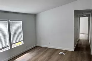 21850 NW 7th Ct, Pembroke Pines, FL 33029 - Photo 6