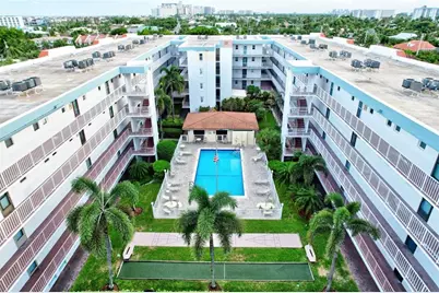 4629  Poinciana St, Unit #204, Lauderdale by the Sea, FL 33308 - Photo 1