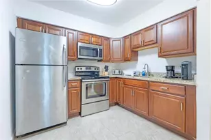 210 -216 NE 40th St, Oakland Park, FL 33334 - Photo 6