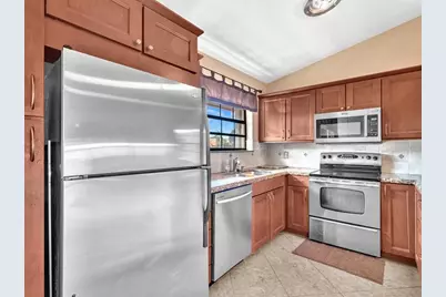 306  Congressional Way, Unit #306, Deerfield Beach, FL 33442 - Photo 2
