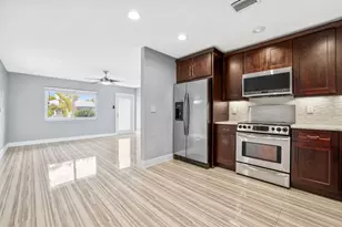 4805 NW 27th Way, Tamarac, FL 33309 - Photo 6