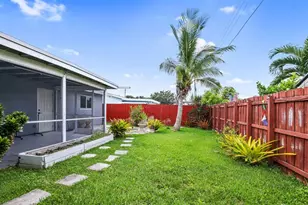 4805 NW 27th Way, Tamarac, FL 33309 - Photo 18