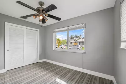 4805 NW 27th Way, Tamarac, FL 33309 - Photo 12