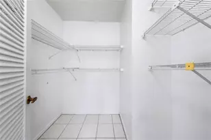 3150 W Rolling Hills Cir, Davie, FL 33328 - Photo 12