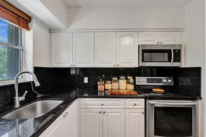 601 SE 5th Ct, Unit #309, Fort Lauderdale, FL 33301 - Photo 10