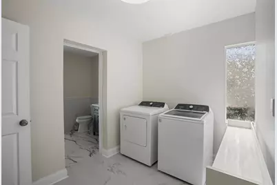 2116  Mariner Dr, Fort Lauderdale, FL 33316 - Photo 50