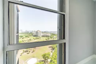 20379 W Country Club Dr, Aventura, FL 33180 - Photo 14